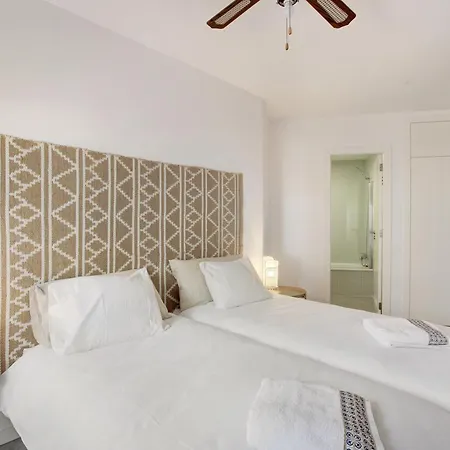 Daire Martinez Duplex